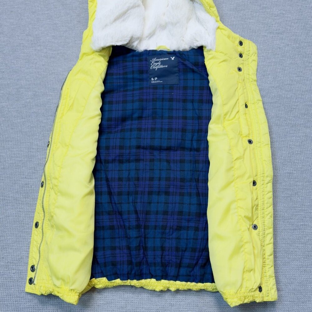 American Eagle Womens Yellow Puffer Vest Faux Fur Hooded Zip Pockets Size Small - Picture 7 of 16